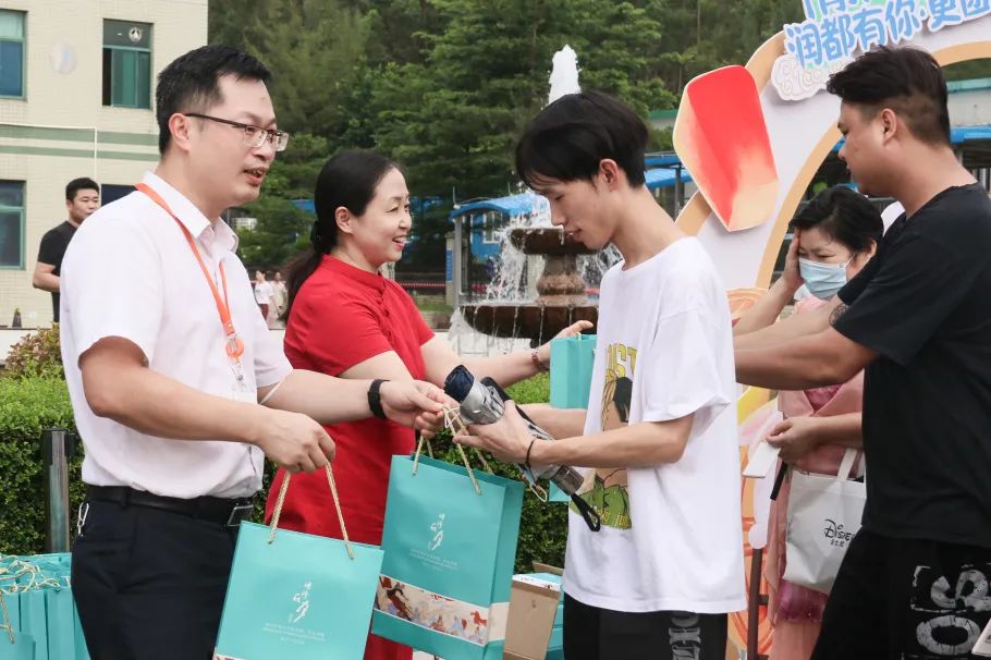 中秋活動｜月餅為寄，情濃至酣